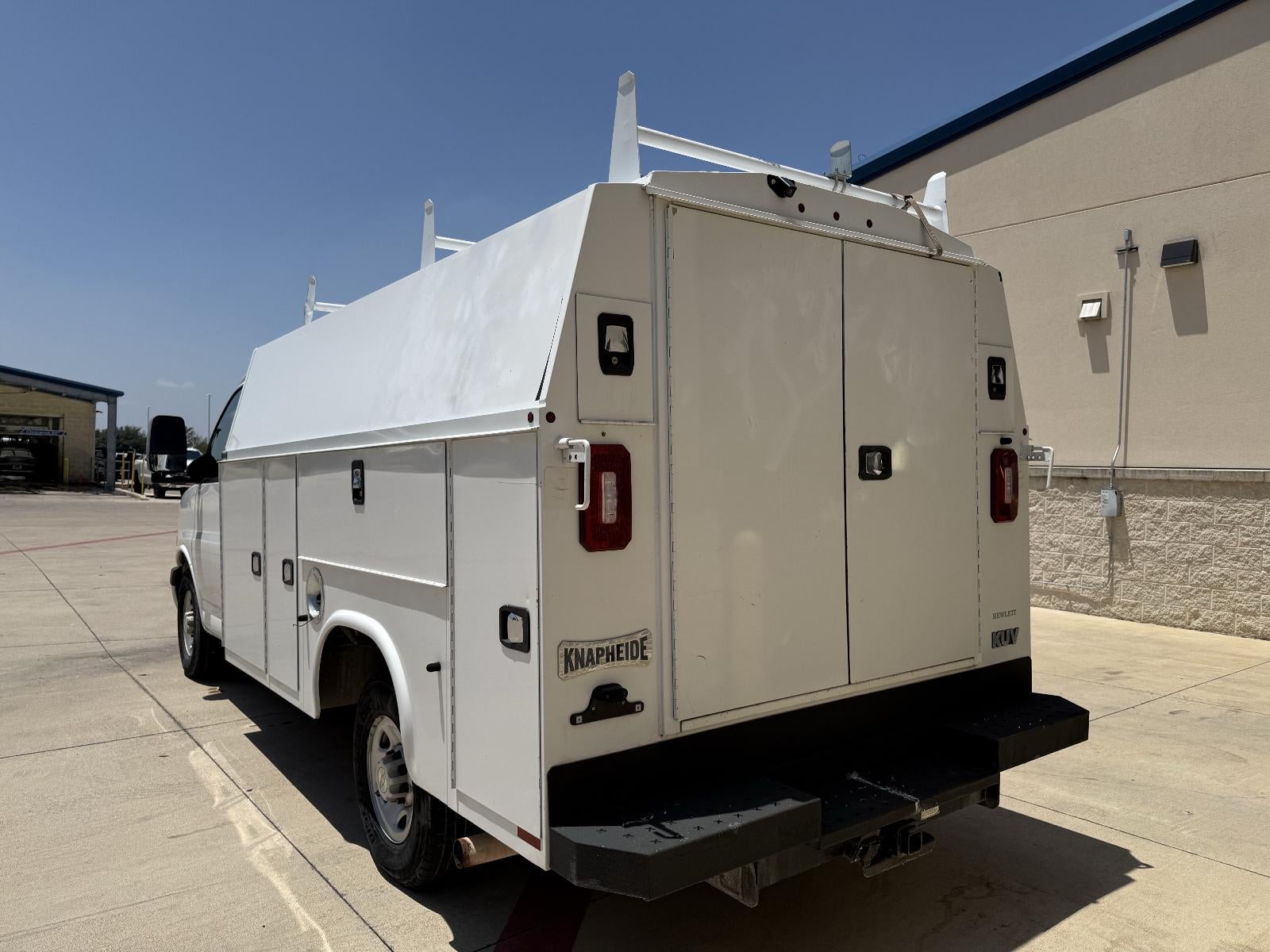 2020 Chevrolet Express Cutaway 3500 Van 139"