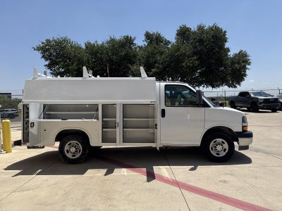 2020 Chevrolet Express Cutaway 3500 Van 139"