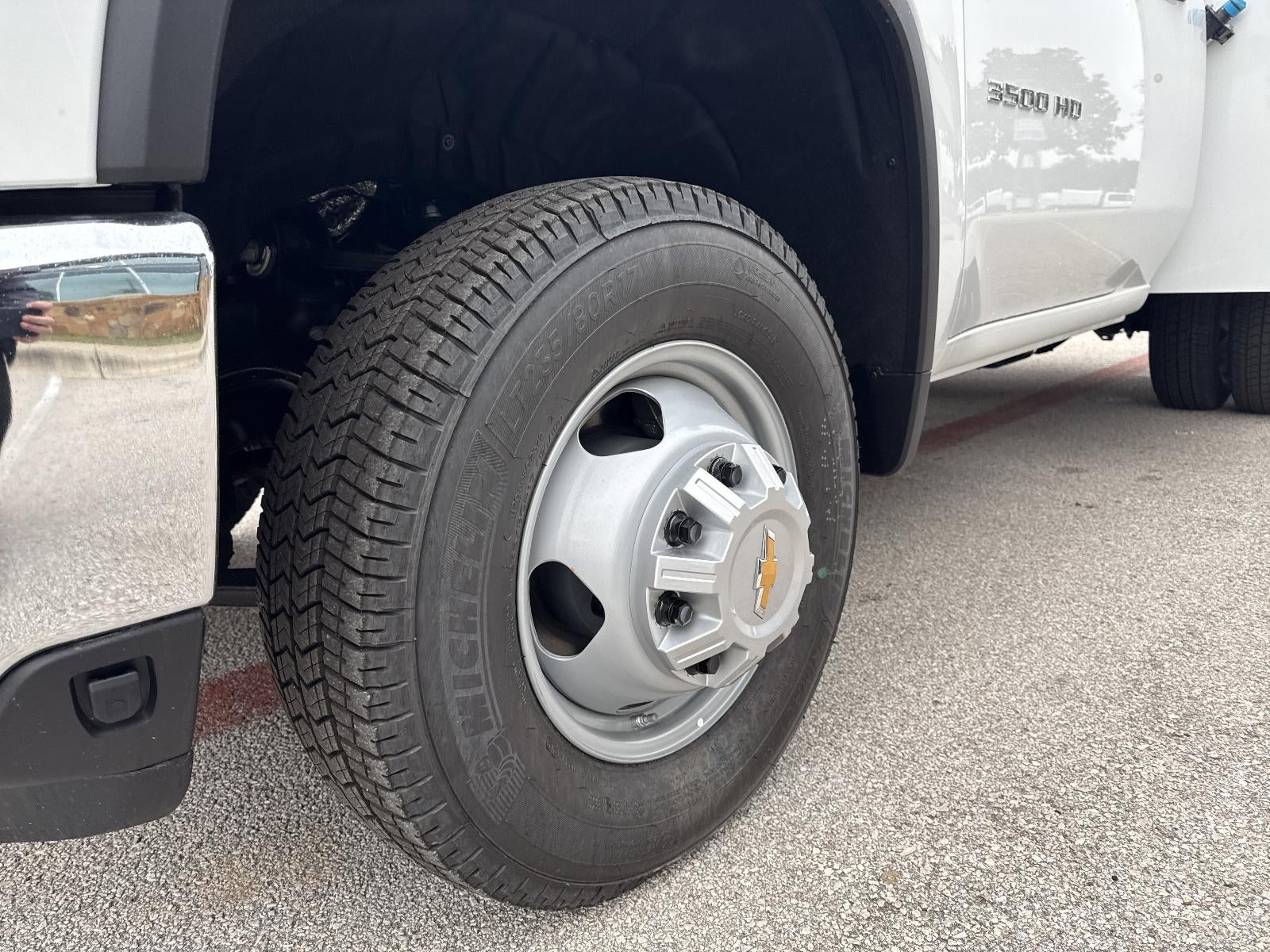 2025 Chevrolet Silverado 3500 HD Chassis Cab Work Truck