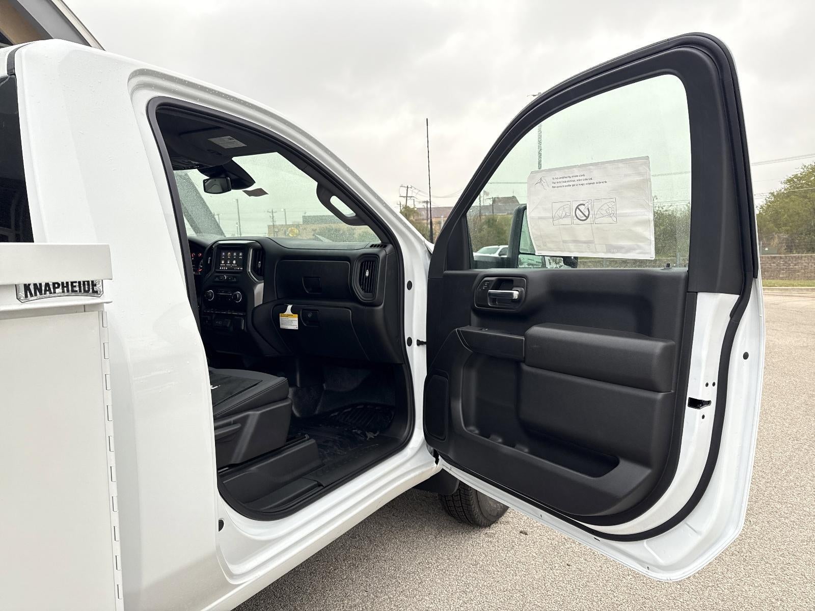 2025 Chevrolet Silverado 3500 HD Chassis Cab Work Truck