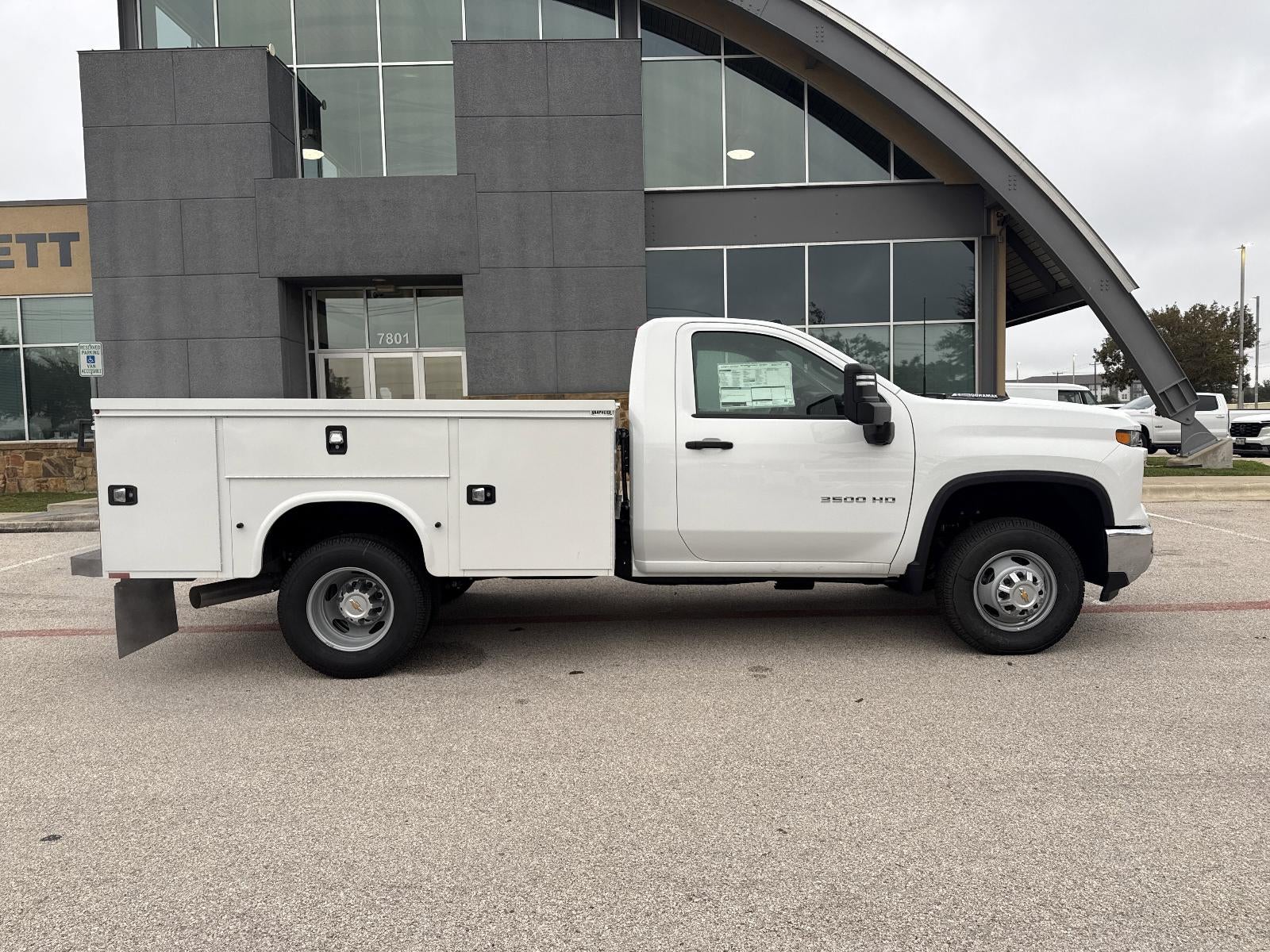 2025 Chevrolet Silverado 3500 HD Chassis Cab Work Truck
