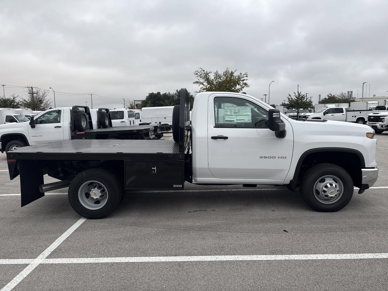 2025 Chevrolet Silverado 3500 HD Chassis Cab Work Truck