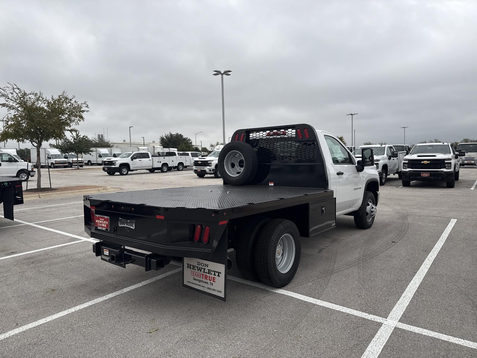2025 Chevrolet Silverado 3500 HD Chassis Cab Work Truck