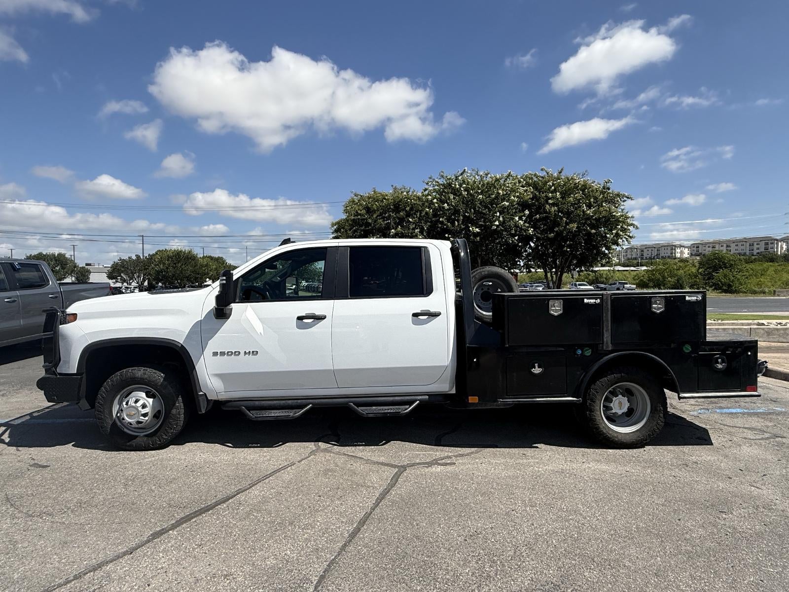 2025 Chevrolet Silverado 3500 HD Chassis Cab Work Truck