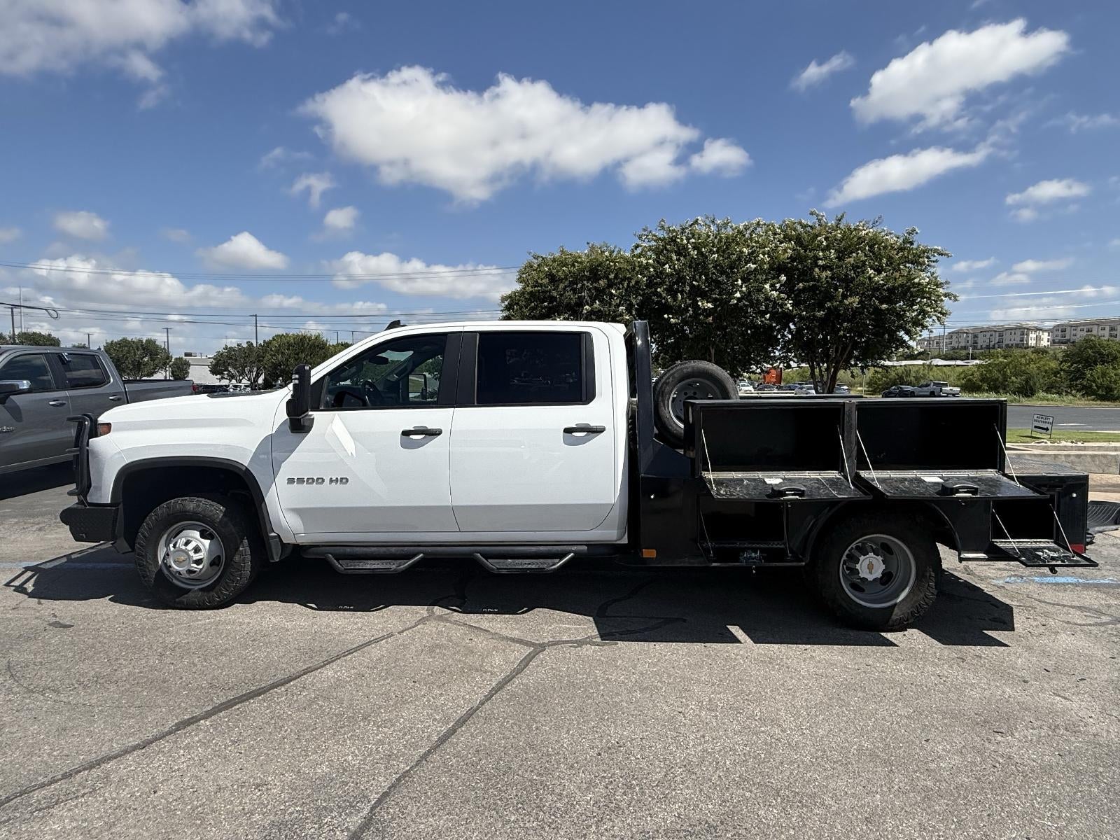 2025 Chevrolet Silverado 3500 HD Chassis Cab Work Truck