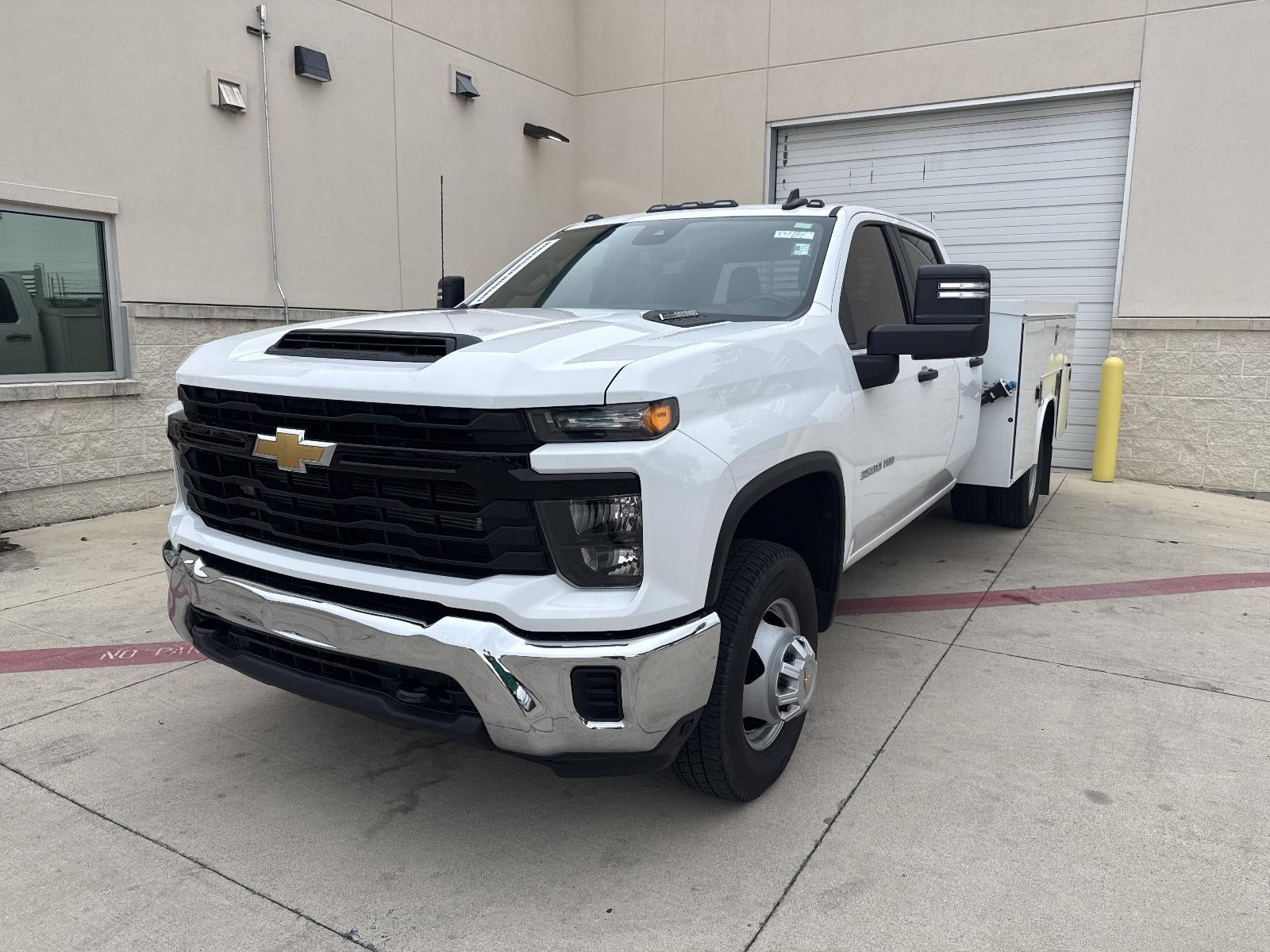 2025 Chevrolet Silverado 3500 HD Chassis Cab Work Truck