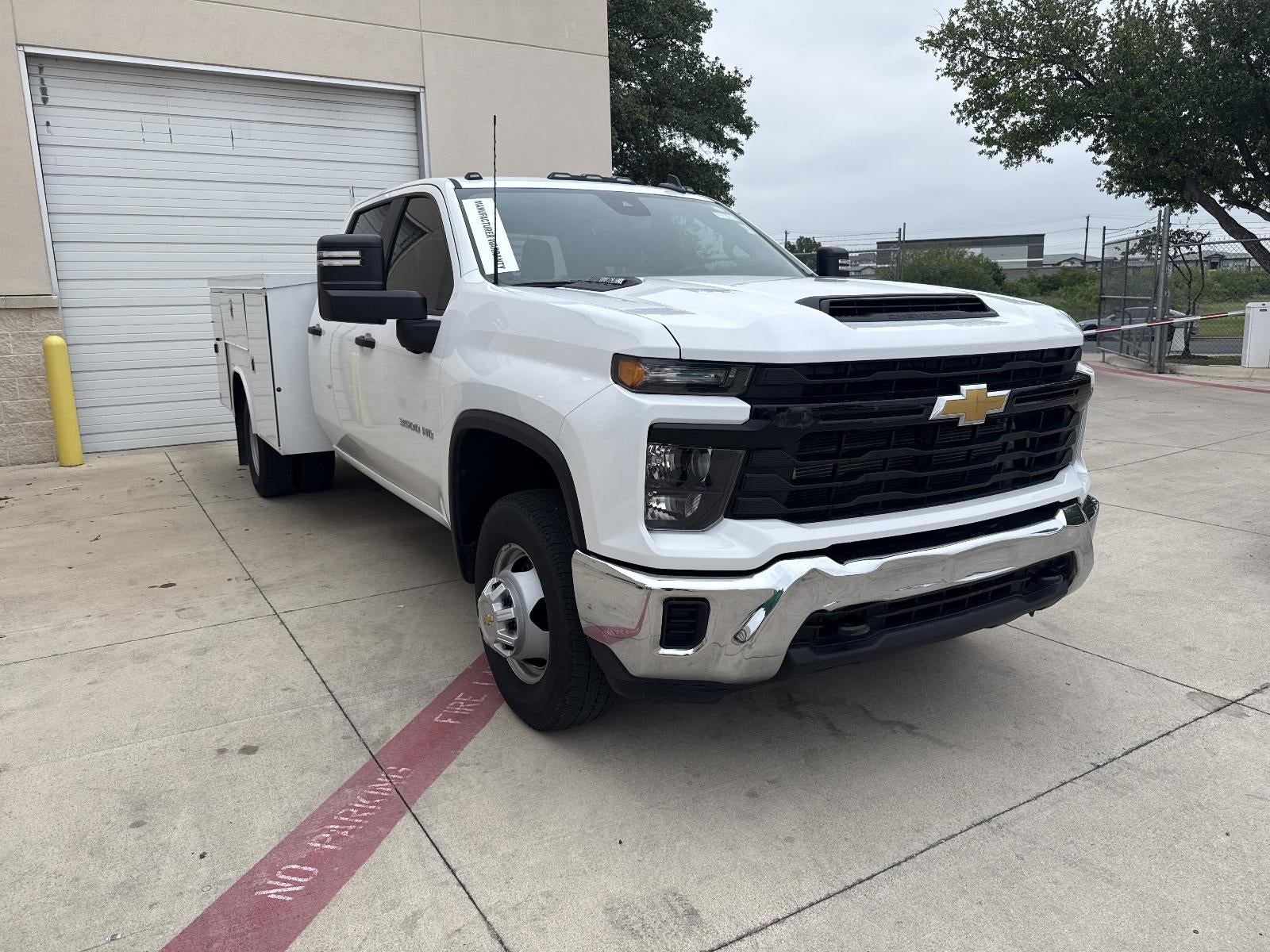2025 Chevrolet Silverado 3500 HD Chassis Cab Work Truck