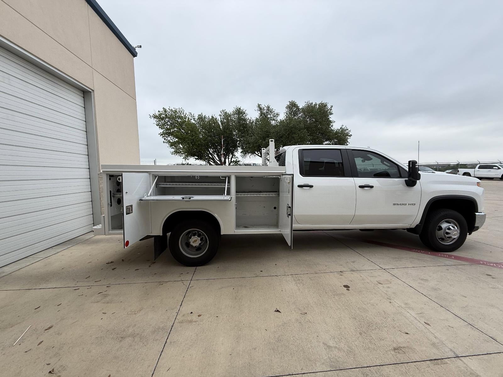 2025 Chevrolet Silverado 3500 HD Chassis Cab Work Truck