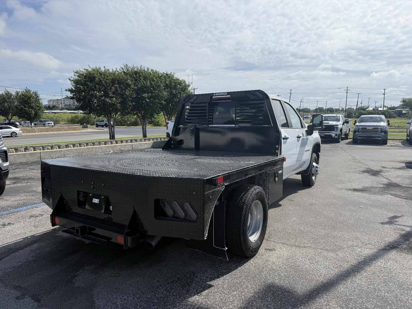 2025 Chevrolet Silverado 3500 HD WT DRW