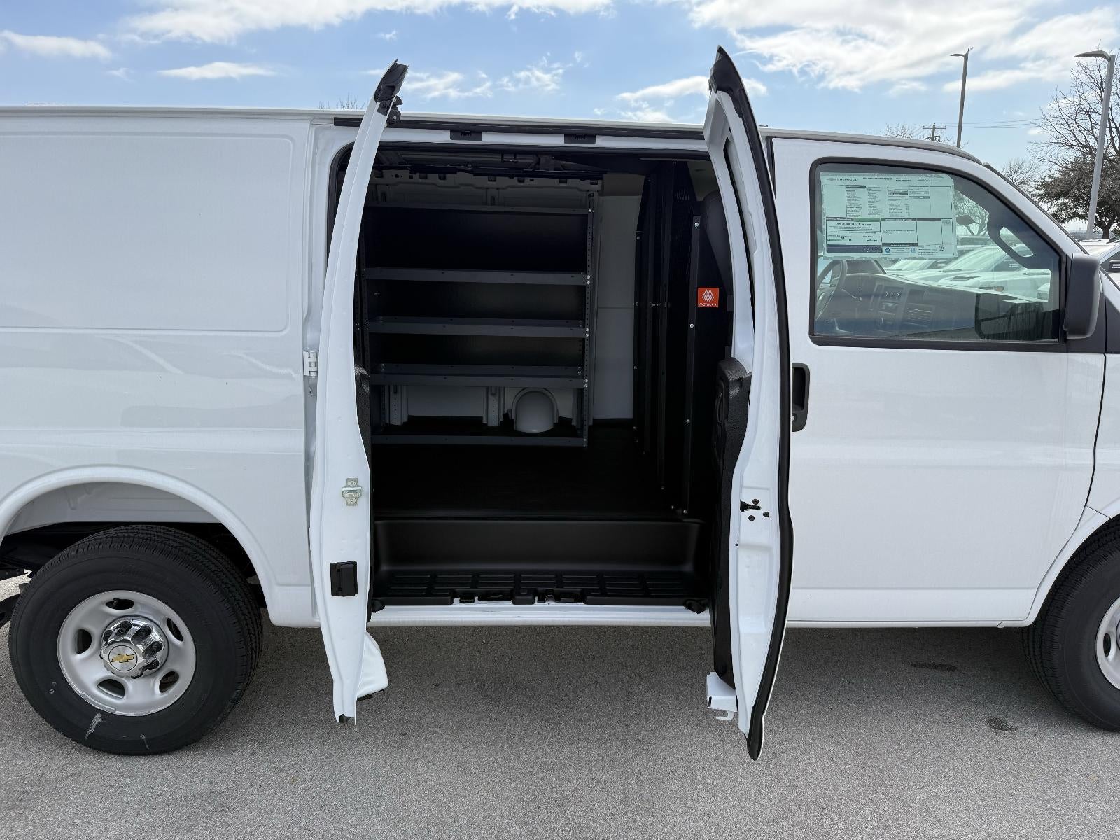 2025 Chevrolet Express Cargo 2500 Base