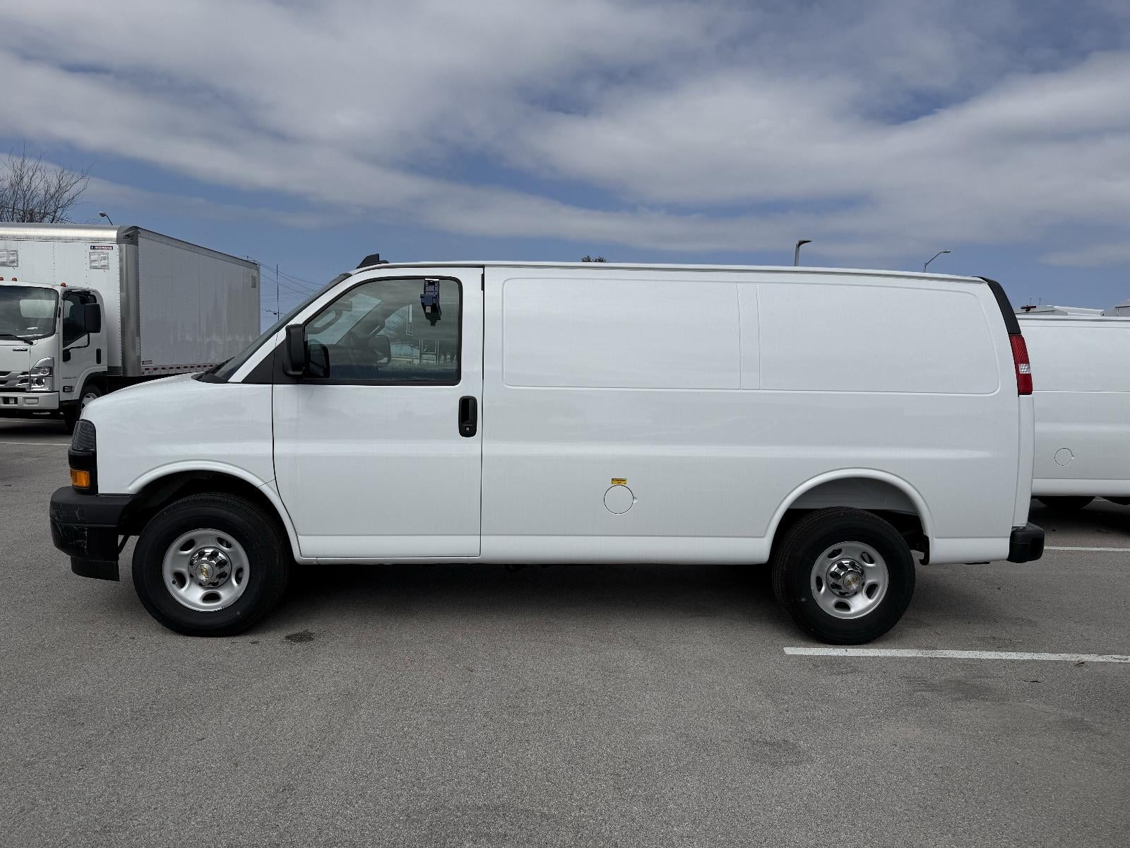 2025 Chevrolet Express Cargo 2500 Base