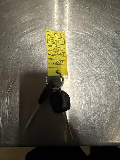 2024 Chevrolet Express Cargo 2500 RWD 2500 135"