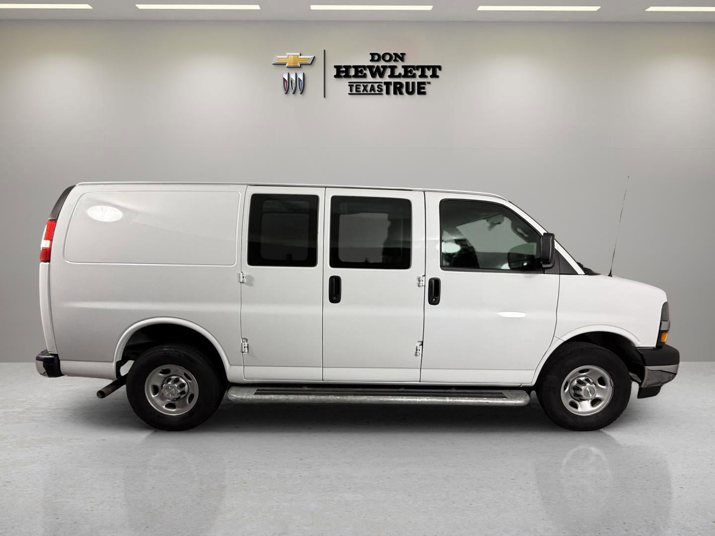 2024 Chevrolet Express Cargo 2500 RWD 2500 135"