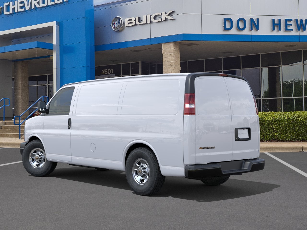 2026 Chevrolet Express Cargo RWD 2500 135"