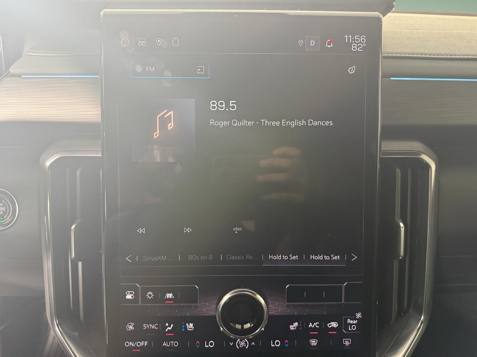 2024 GMC Acadia AT4
