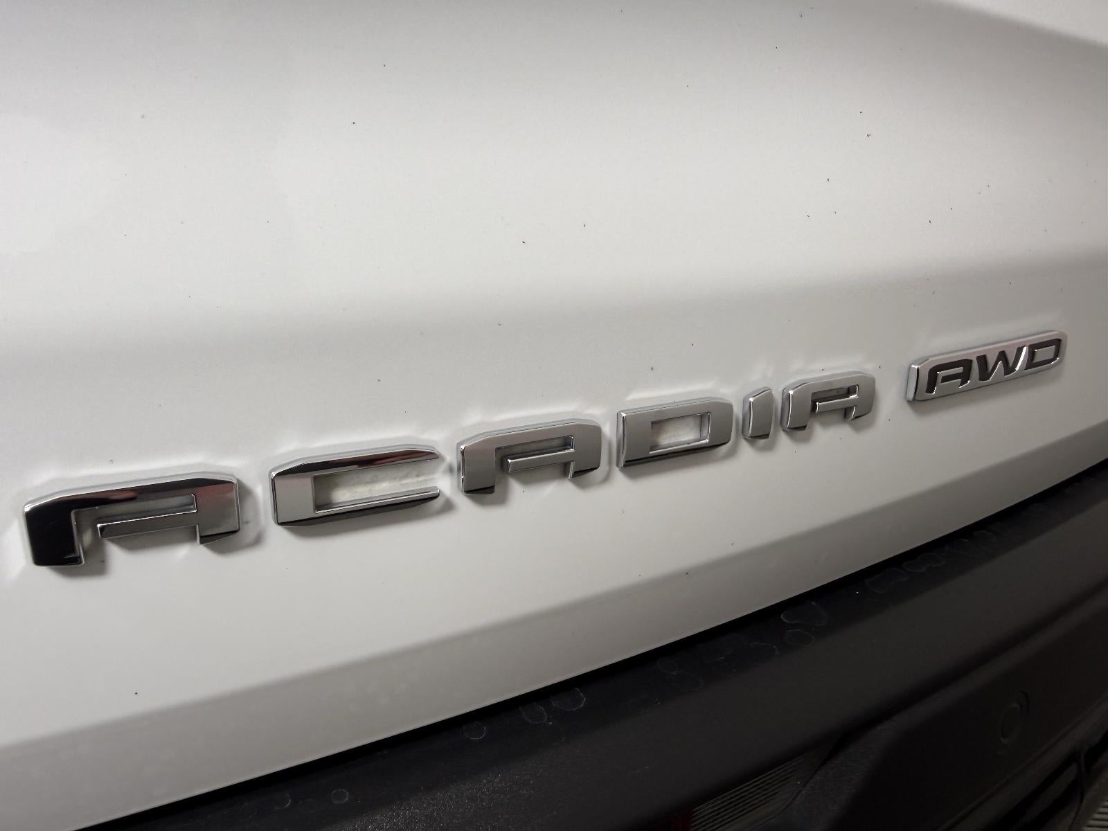 2024 GMC Acadia AT4
