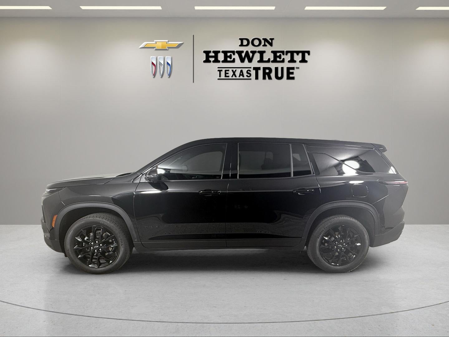 2024 Chevrolet Traverse LS