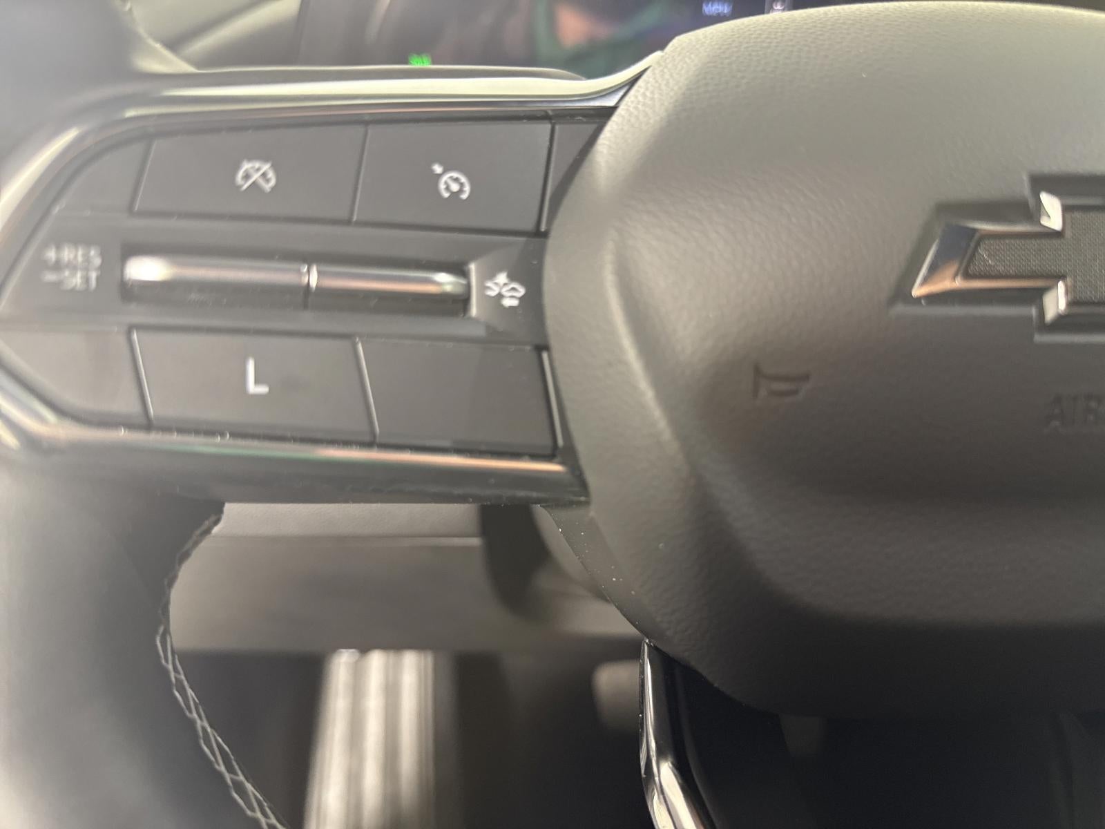 2024 Chevrolet Traverse LS