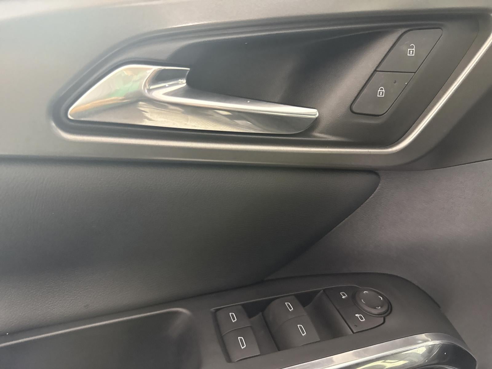 2024 Chevrolet Traverse LS