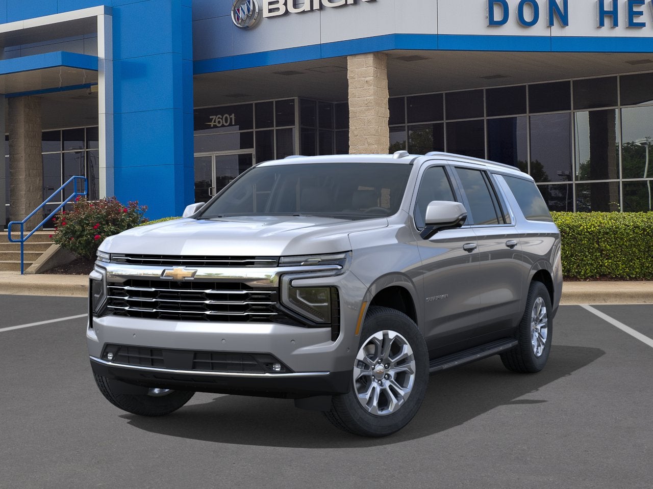 2026 Chevrolet Suburban LT