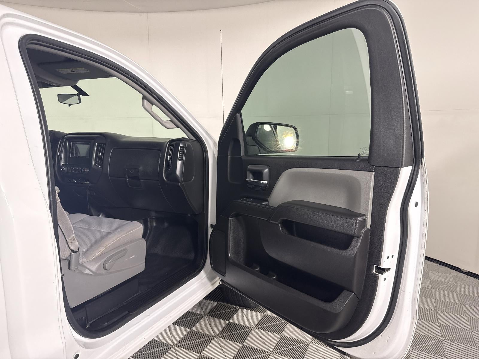 2016 GMC Sierra 1500 2WD Reg Cab 133.0"