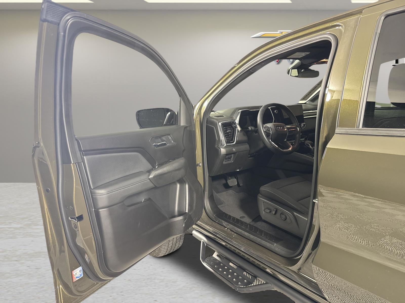 2025 GMC Canyon Elevation