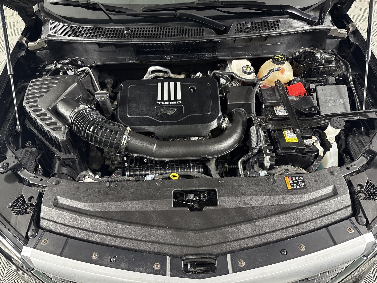 2025 Cadillac XT6 Luxury