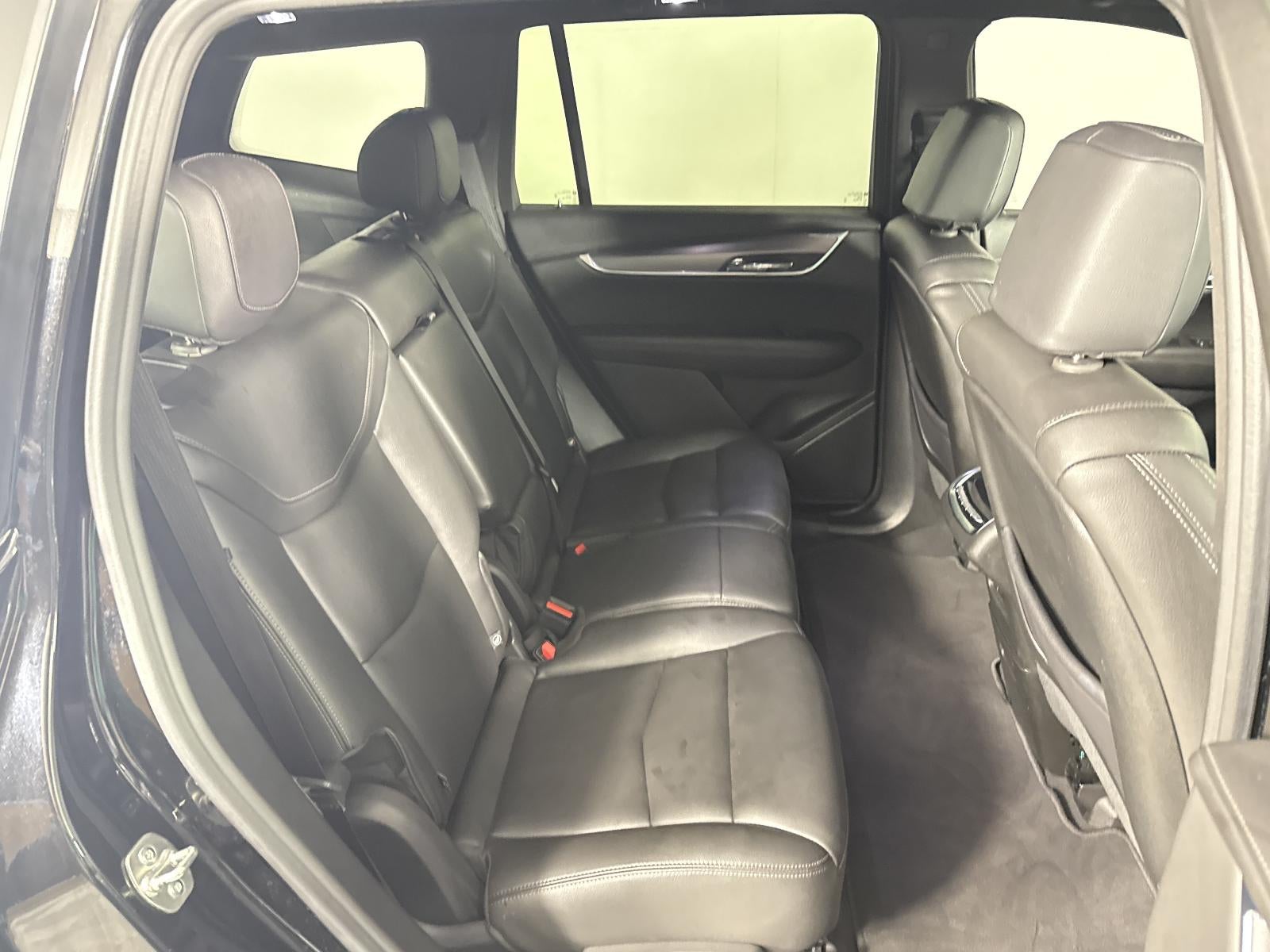 2025 Cadillac XT6 Luxury