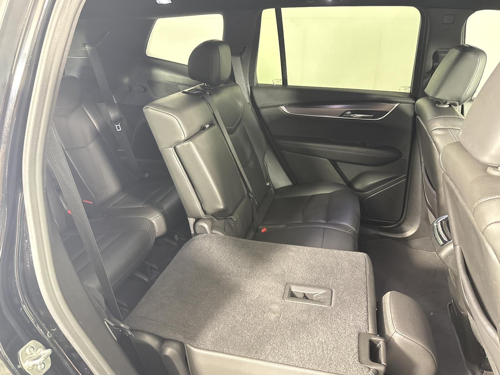 2025 Cadillac XT6 Luxury