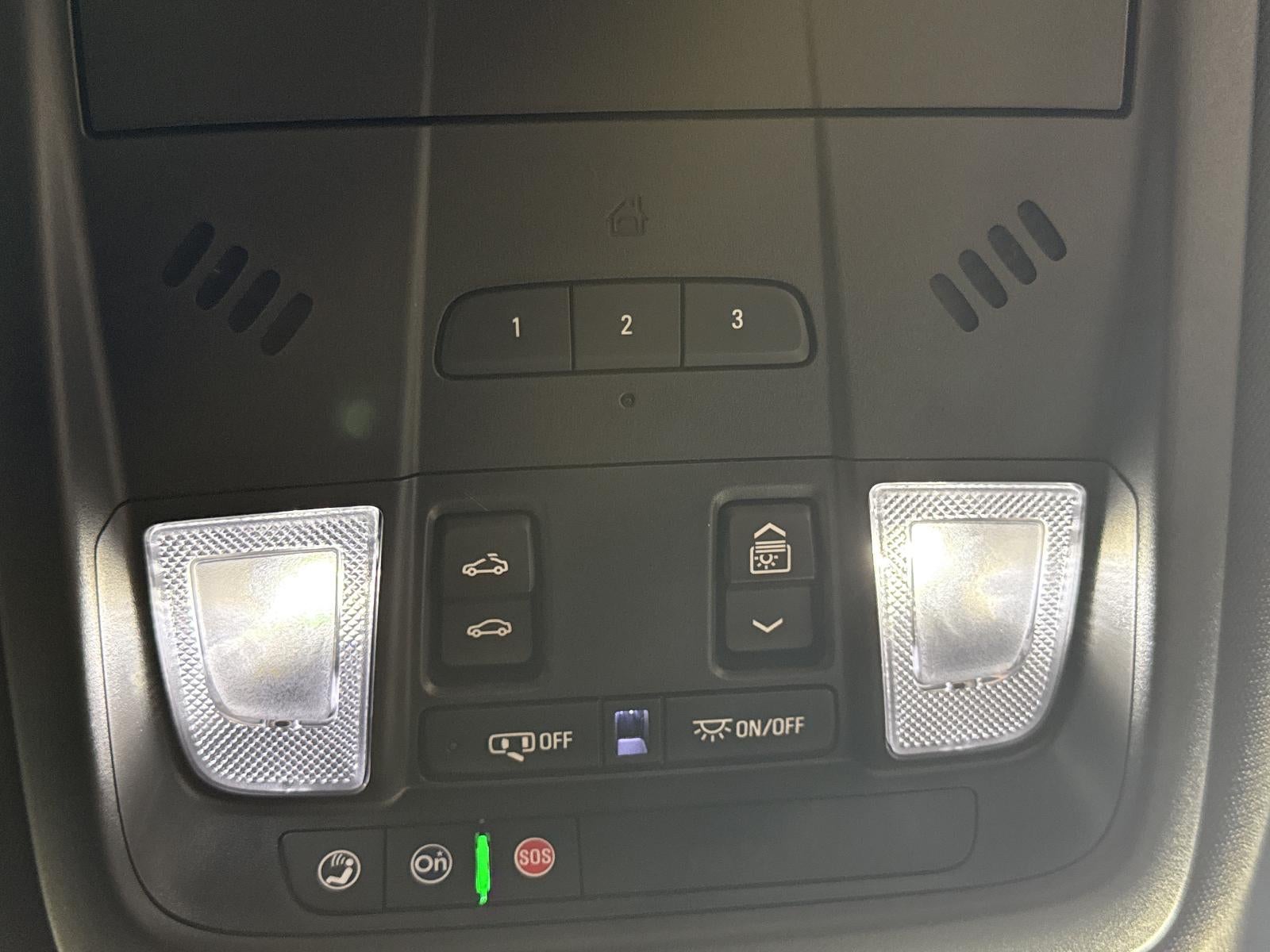 2025 Cadillac XT6 Luxury