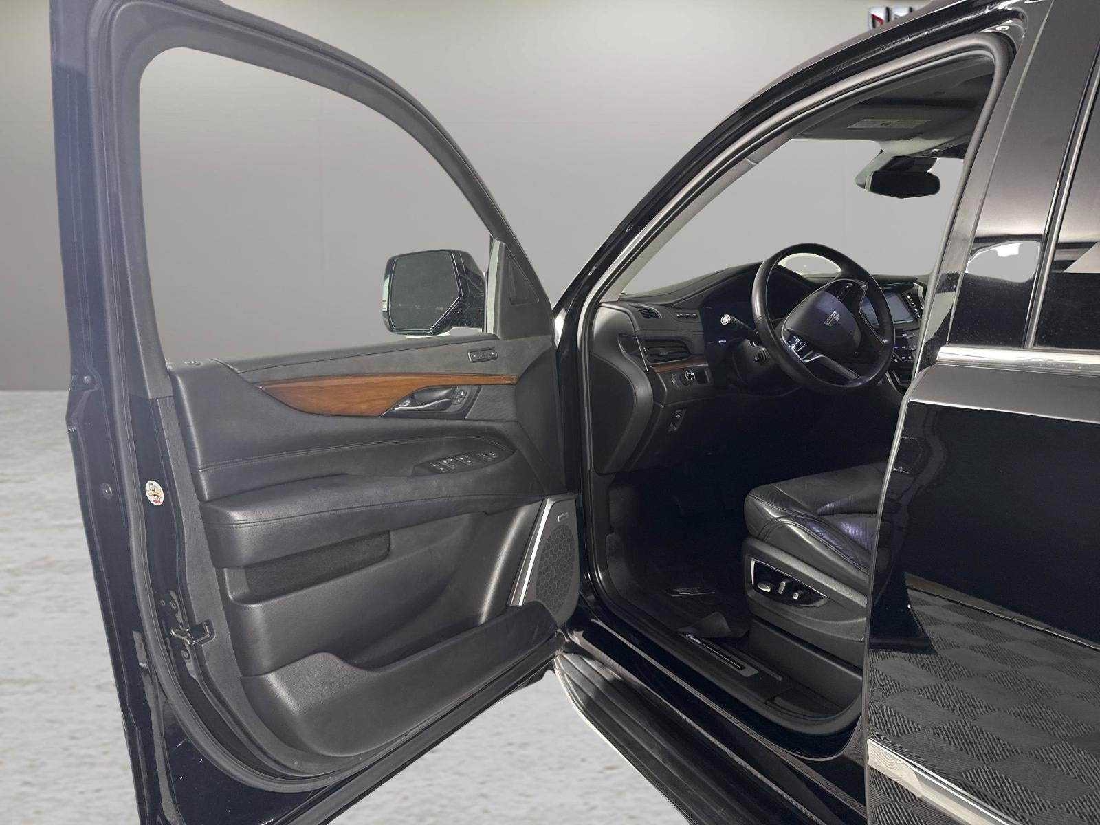 2020 Cadillac Escalade Premium Luxury