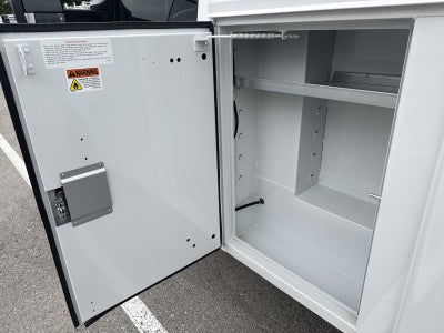 2025 Chevrolet Express Cutaway 3500 Base