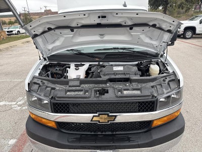 2025 Chevrolet Express Cutaway 3500 Base