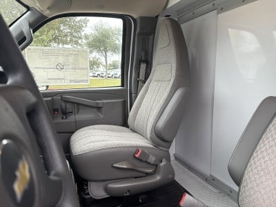 2025 Chevrolet Express Cutaway 3500 Base