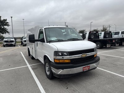 2025 Chevrolet Express Cutaway 3500 Base