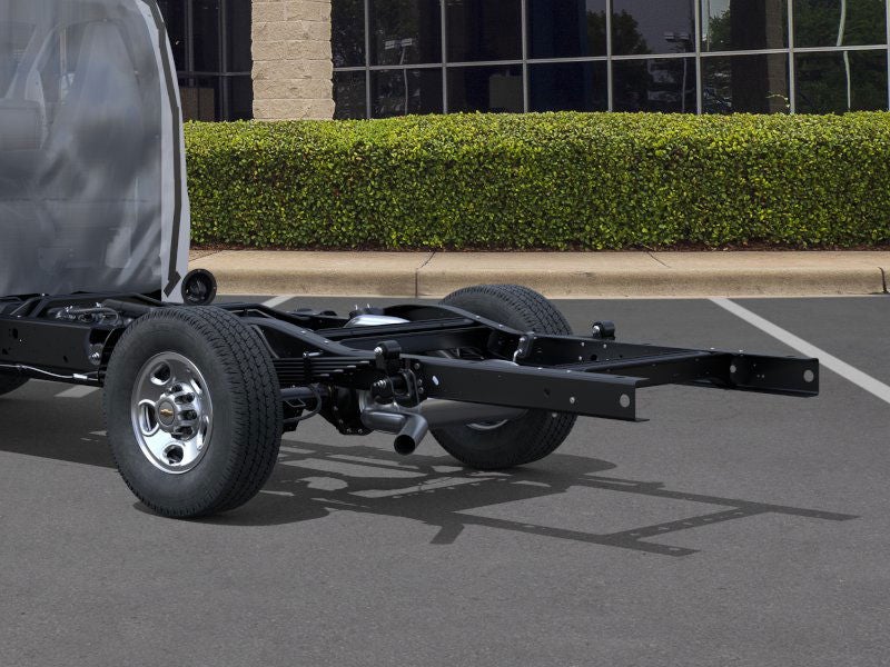 2025 Chevrolet Express Cutaway 3500 Base