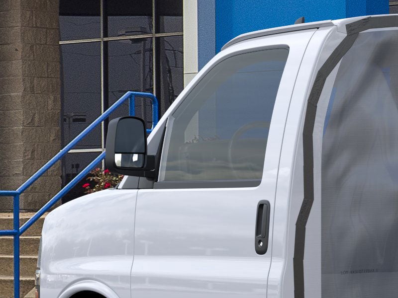 2025 Chevrolet Express Cutaway 3500 Base