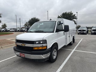 2025 Chevrolet Express Cutaway 3500 Base