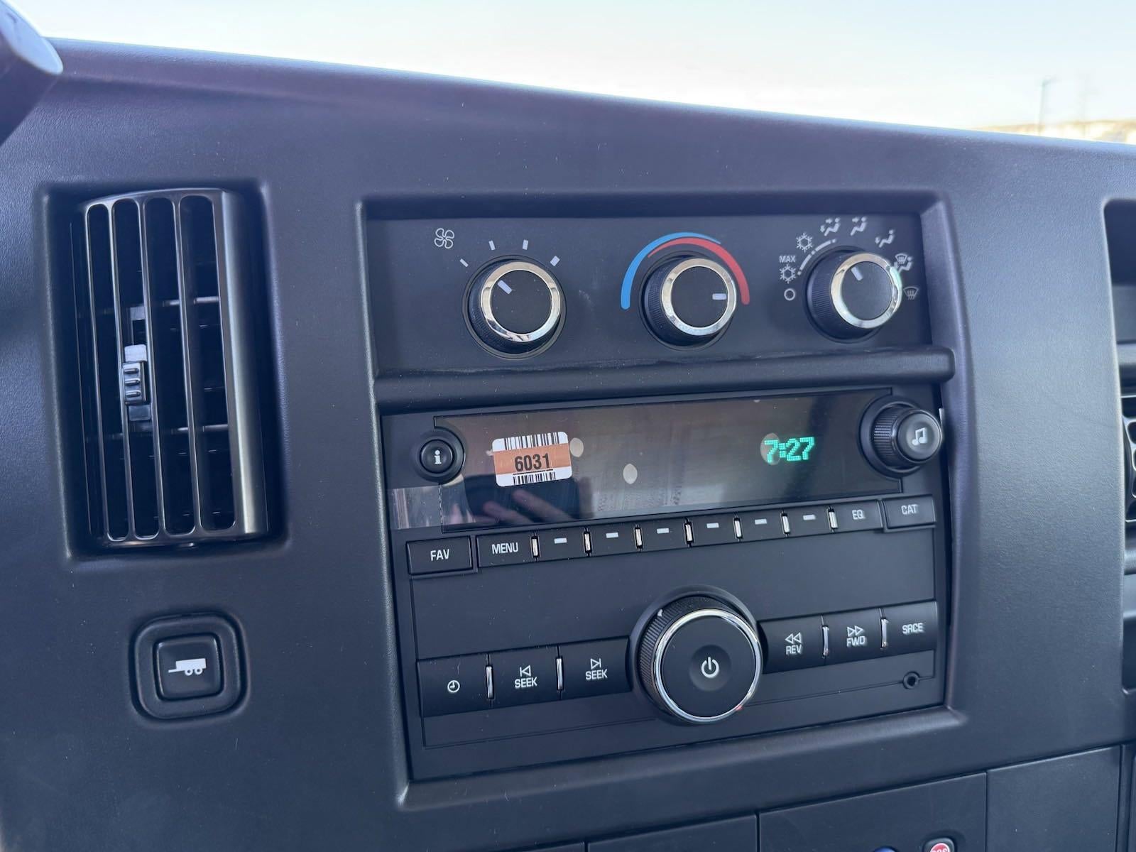 2024 Chevrolet Express Cutaway 3500 Base