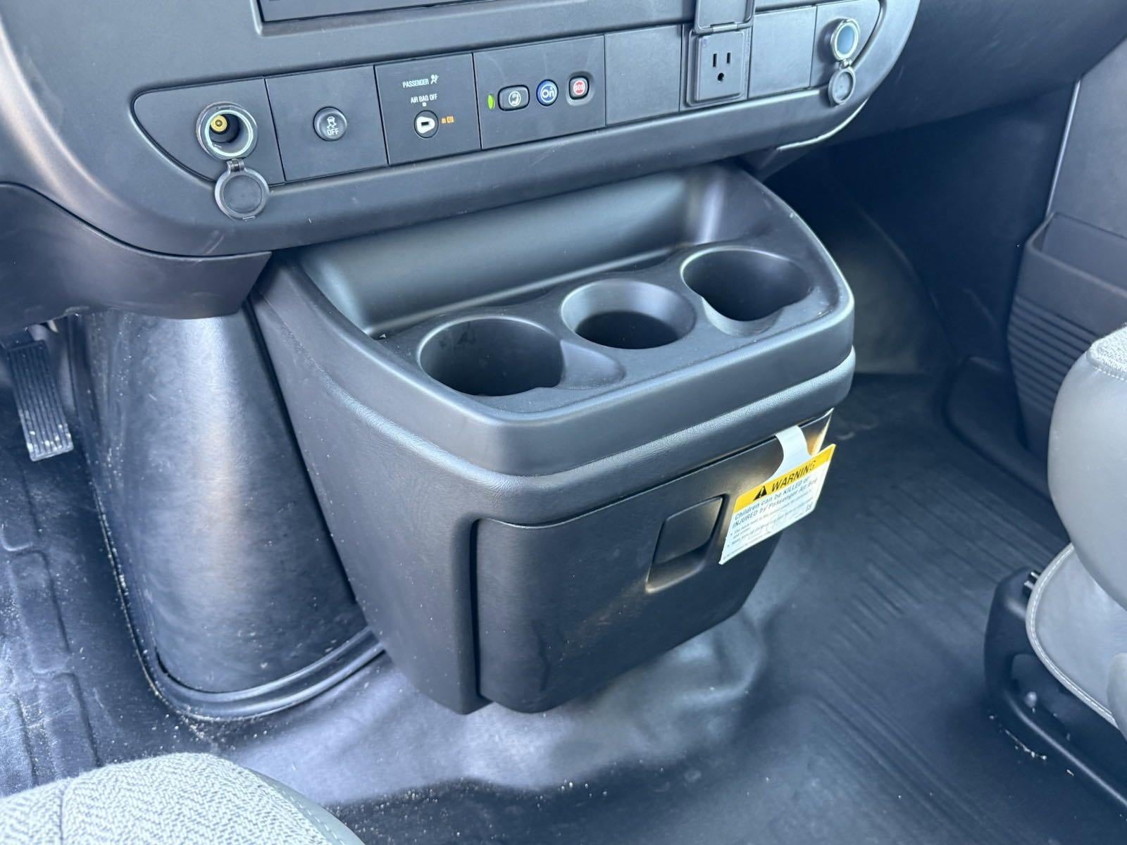 2024 Chevrolet Express Cutaway 3500 Base