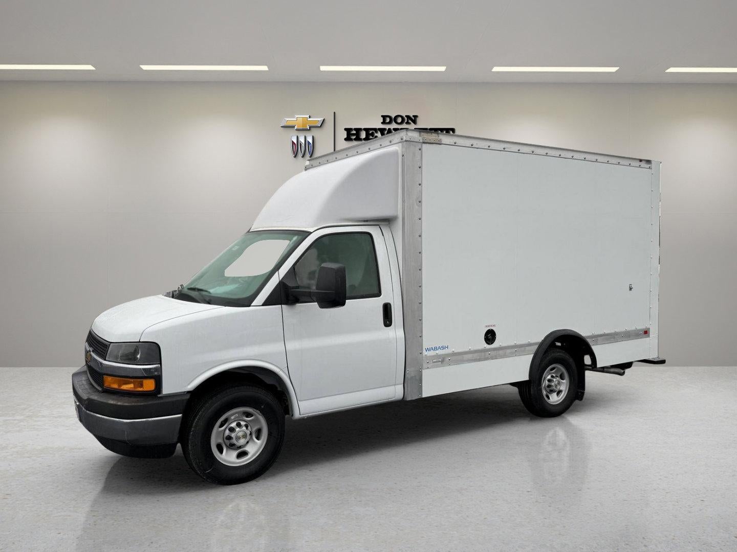 2024 Chevrolet Express Cutaway 3500 Base