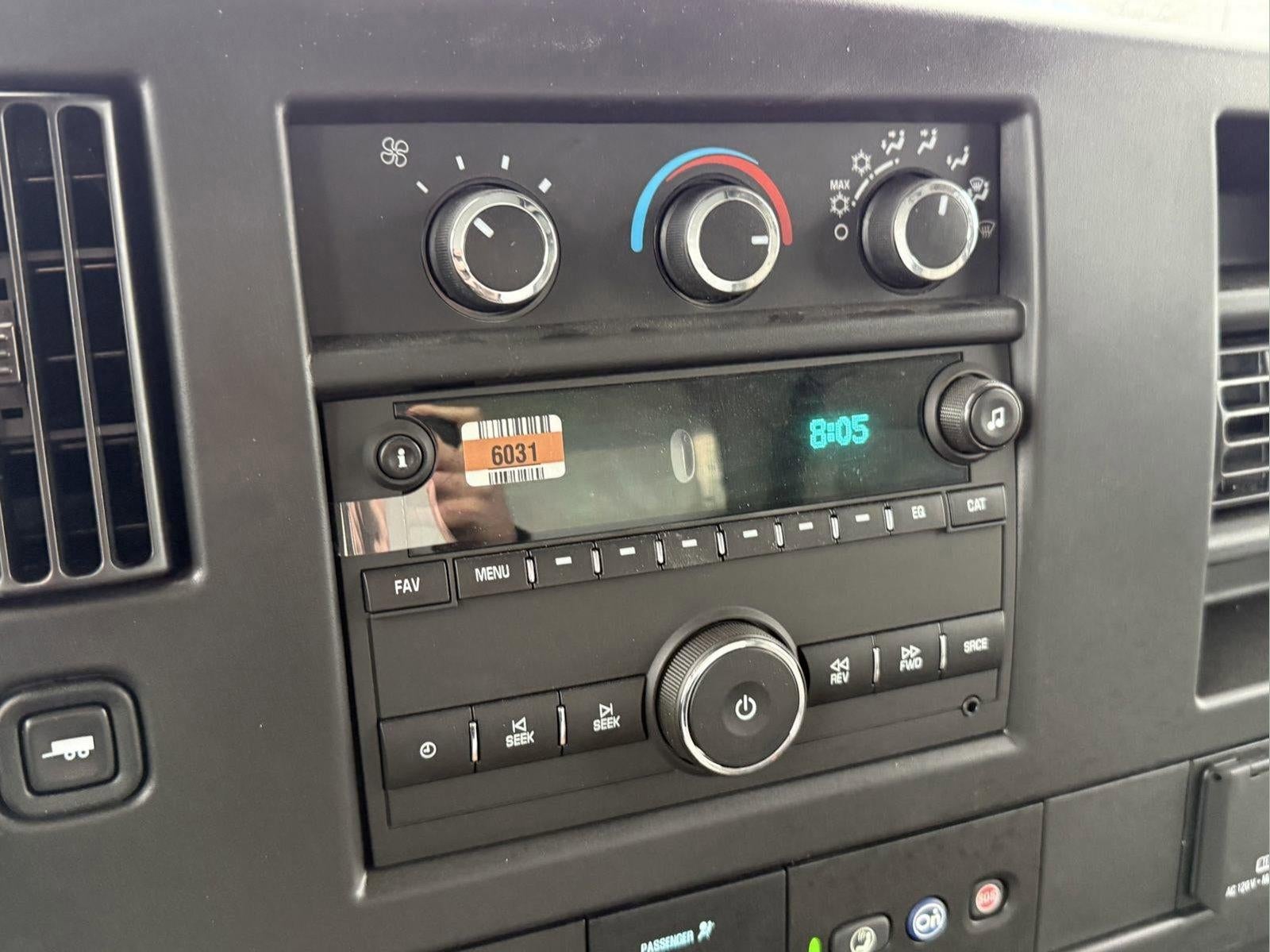 2024 Chevrolet Express Cutaway 3500 Base