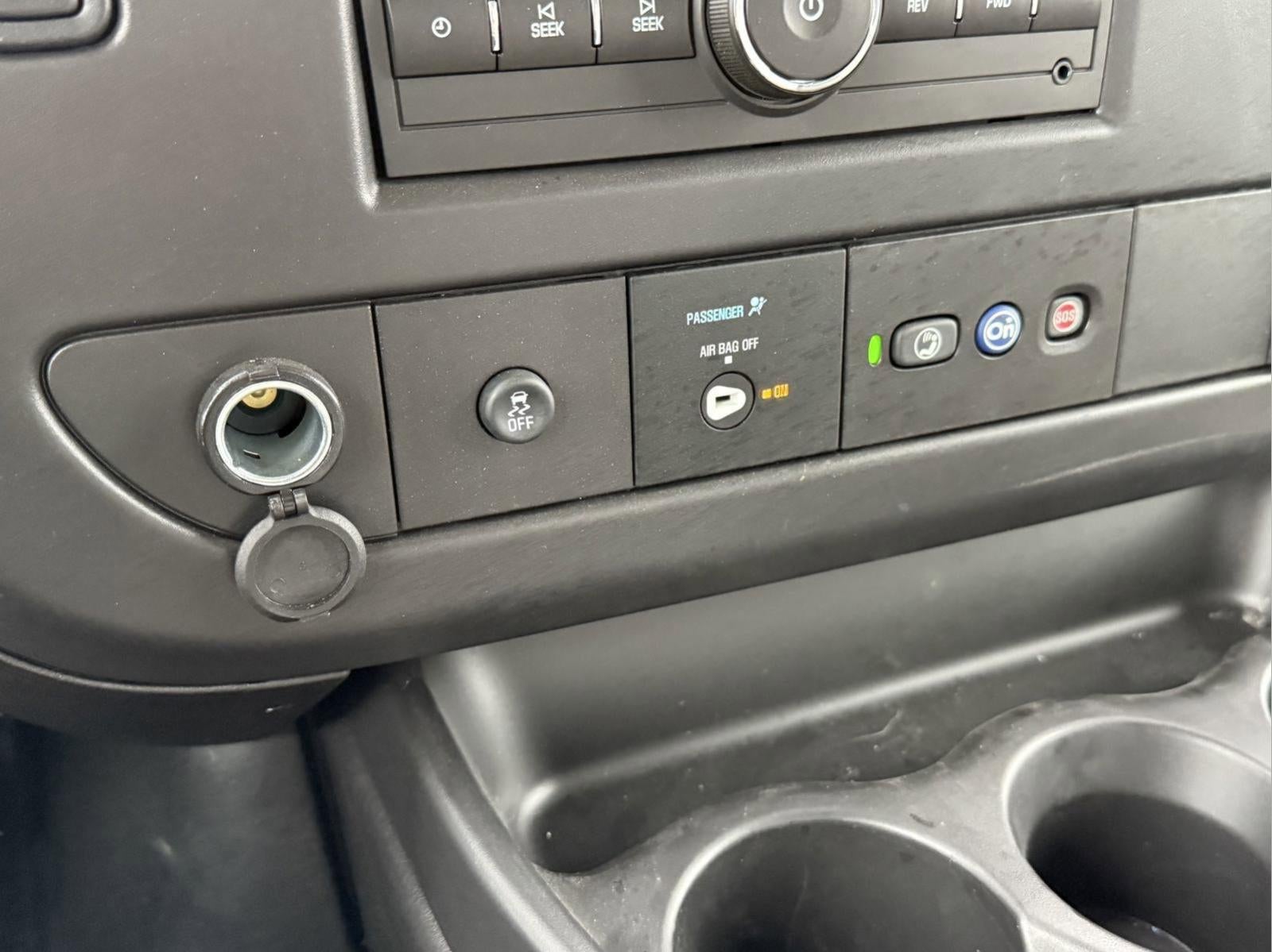 2024 Chevrolet Express Cutaway 3500 Base