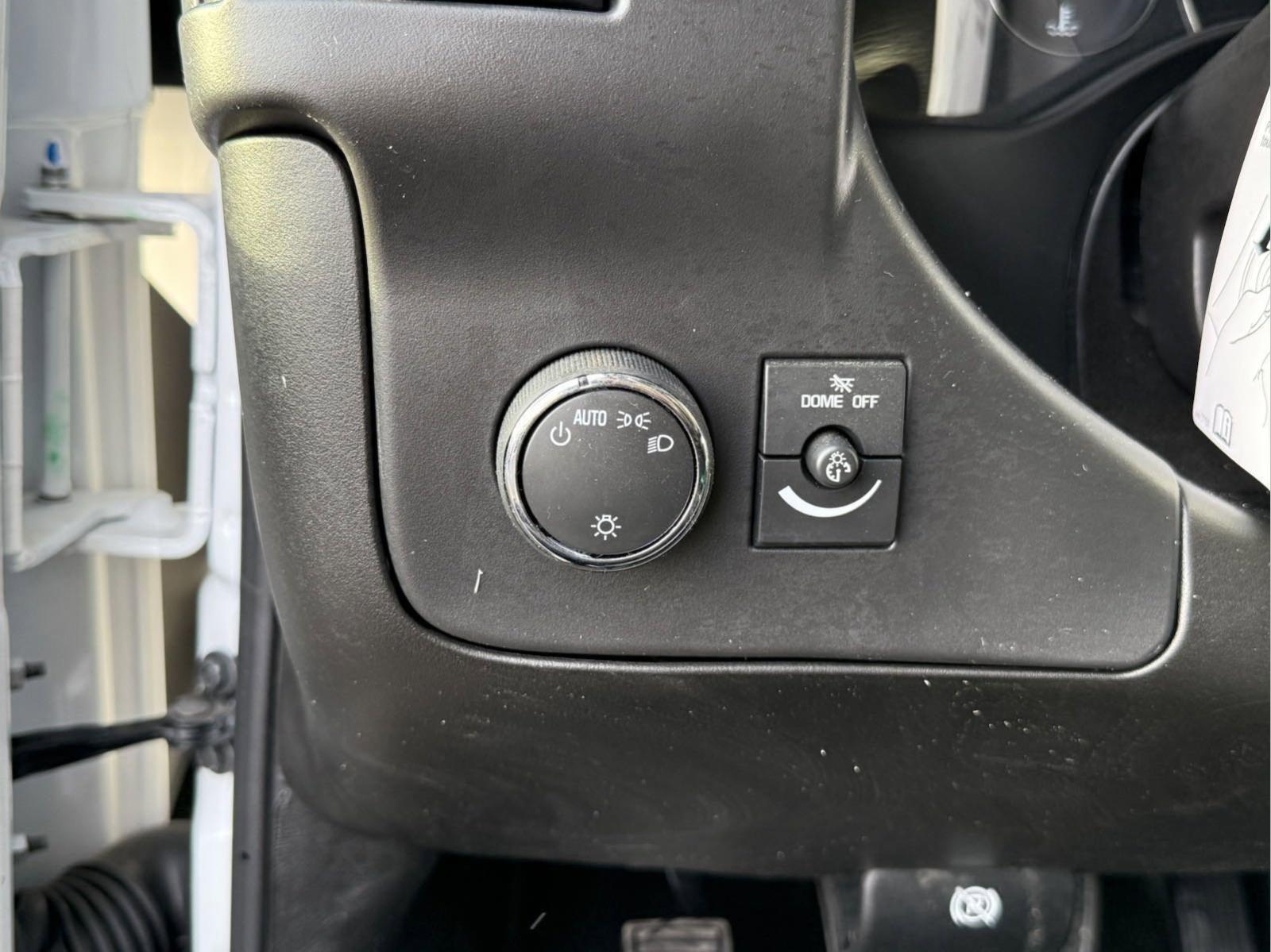 2024 Chevrolet Express Cutaway 3500 Base