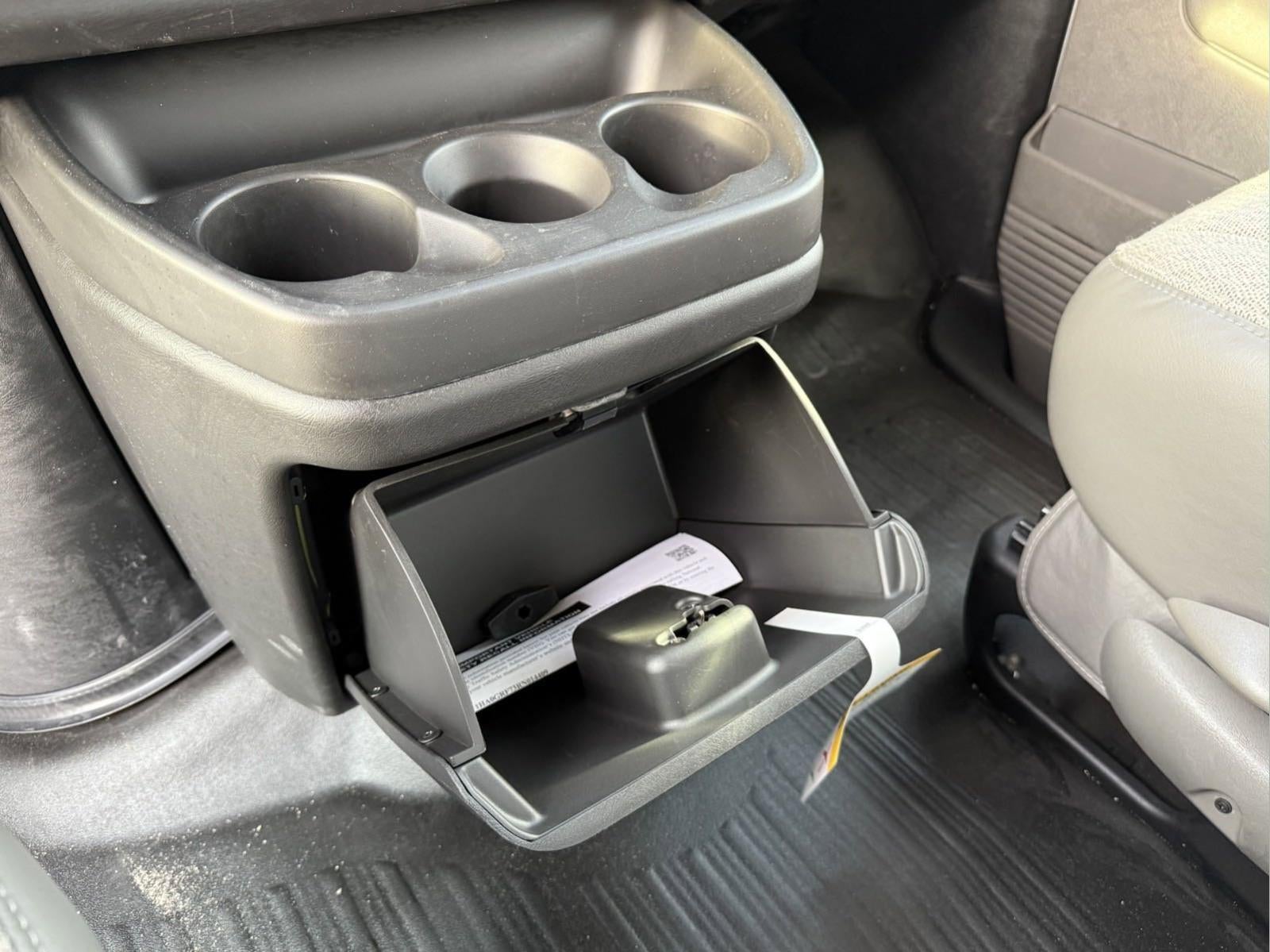 2024 Chevrolet Express Cutaway 3500 Base