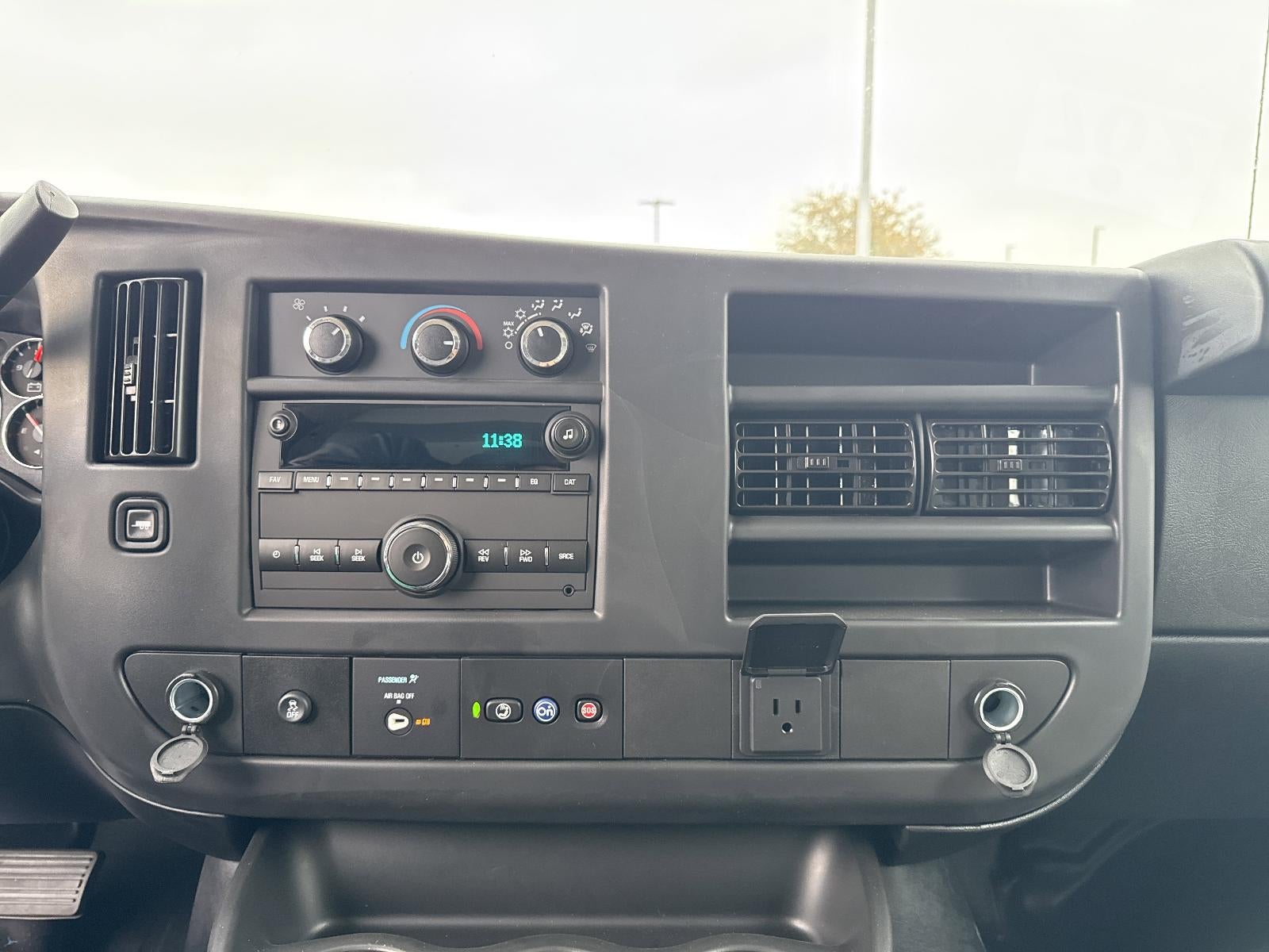 2025 Chevrolet Express Cutaway 3500 Base