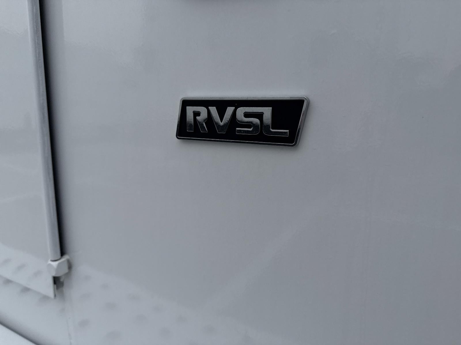 2025 Chevrolet Express Cutaway 3500 Base