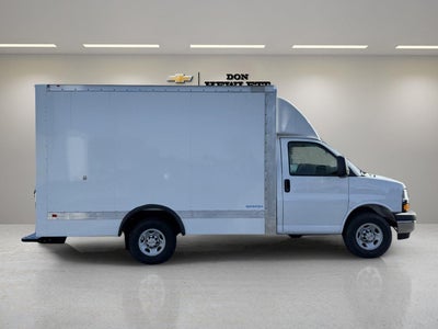 2024 Chevrolet Express Cutaway 3500 Base