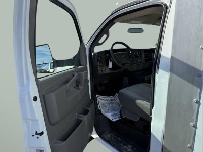 2024 Chevrolet Express Cutaway 3500 Base