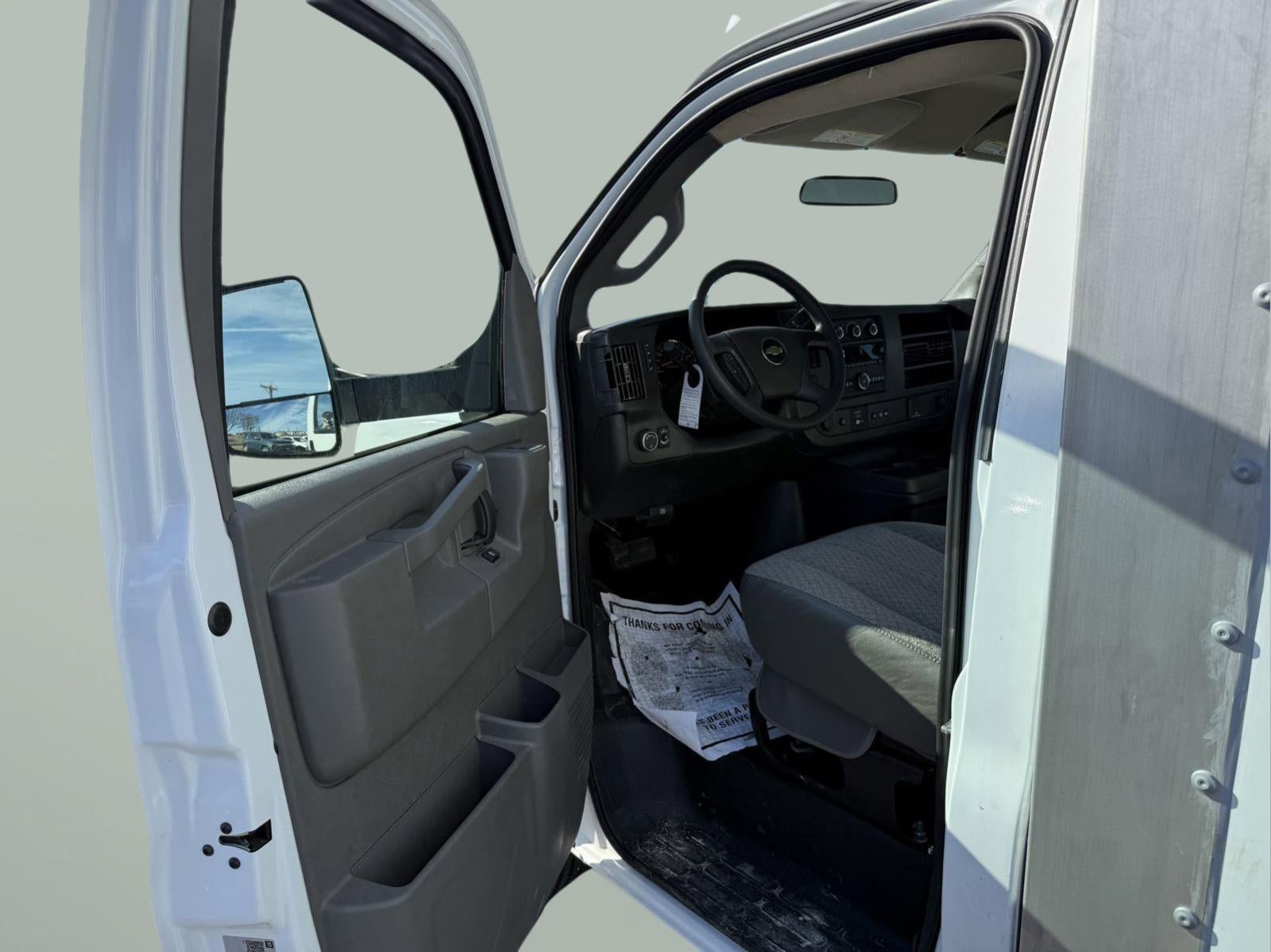 2024 Chevrolet Express Cutaway 3500 Base
